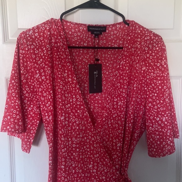 Spring/Summer Dress - Picture 2 of 3